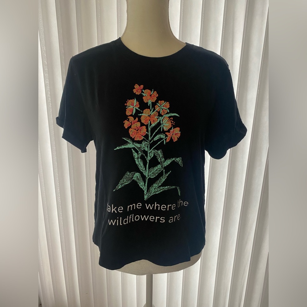 Black Wildflower T-shirt